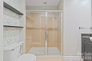 333 W Trade St, Charlotte, NC 28202 - Photo 10