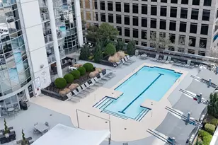 333 W Trade St, Charlotte, NC 28202 - Photo 2