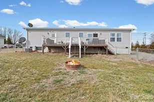 1796 Pilot Mountain Rd, Hendersonville, NC 28792 - Photo 6