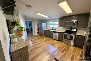 195 Big Tree Dr, Statesville, NC 28677 - Photo 2