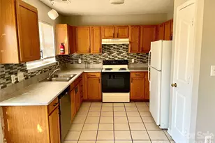 12151 Brownestone View Dr, Charlotte, NC 28269 - Photo 8