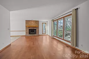 411 Overhill Dr, Hendersonville, NC 28792 - Photo 8