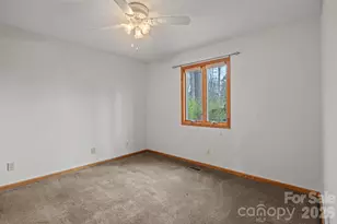 411 Overhill Dr, Hendersonville, NC 28792 - Photo 16