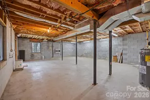 411 Overhill Dr, Hendersonville, NC 28792 - Photo 26