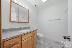 1118 St Michaels Dr SE, Conover, NC 28613 - Photo 18