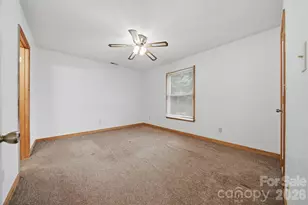 1118 St Michaels Dr SE, Conover, NC 28613 - Photo 16