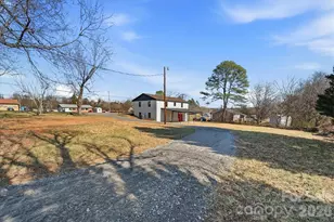 2944 US Hwy 70 Hwy, Connelly Springs, NC 28612 - Photo 36