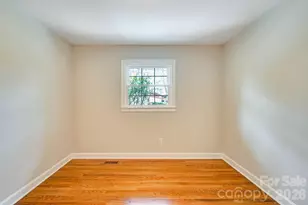 110 Scottsmoor Dr, Charlotte, NC 28214 - Photo 24