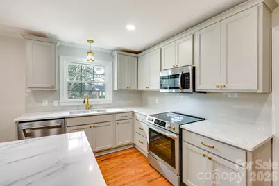 110 Scottsmoor Drive, Charlotte, NC 28214 - Photo 6