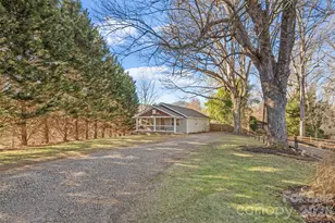 32 Youngs Cove Rd, Candler, NC 28715 - Photo 32