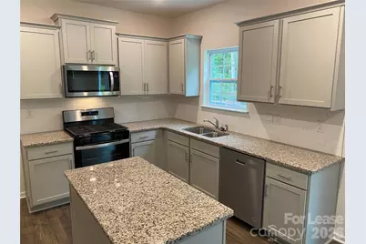 142 Scotsway Court, Troutman, NC 28166 - Photo 2