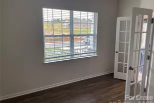 142 Scotsway Ct, Troutman, NC 28166 - Photo 4