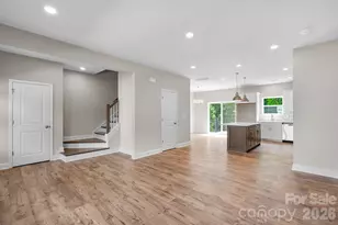 183 Cherry Spgs Ln, Asheville, NC 28804 - Photo 6