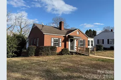 1474 12th Street Drive NW, Hickory, NC 28601 - Photo 2