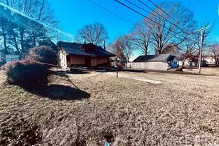 506 E Washington Ave, Bessemer City, NC 28016 - Photo 2