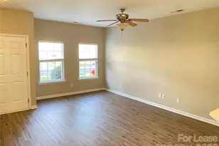 10637 Trolley Run Dr, Cornelius, NC 28031 - Photo 4