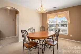 3327 Covelo Ct, Charlotte, NC 28262 - Photo 4