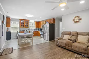 3113 Sandie Dr, Shelby, NC 28150 - Photo 4