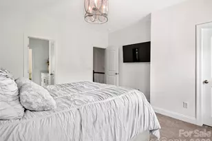 129 Cherry Spgs Ln, Asheville, NC 28804 - Photo 12