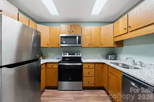 33 Lantern Ln, Lexington, NC 27292 - Photo 8