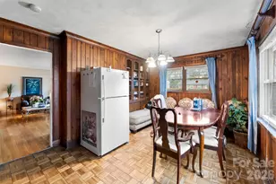 1001 Crestmere St, Charlotte, NC 28208 - Photo 14