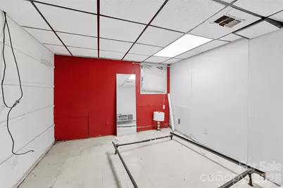 1001 Crestmere Street, Charlotte, NC 28208 - Photo 30