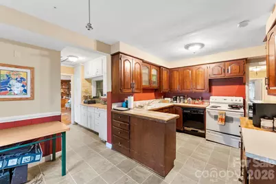 1001 Crestmere Street, Charlotte, NC 28208 - Photo 16