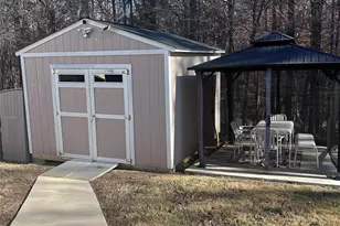 8920 Red Clay Ln, Charlotte, NC 28269 - Photo 26