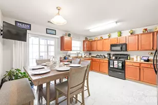 8920 Red Clay Ln, Charlotte, NC 28269 - Photo 10