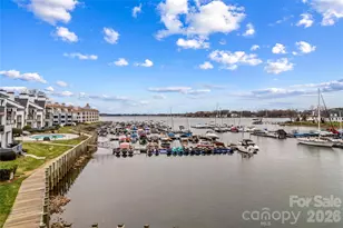 18789 Vineyard Point Ln, Cornelius, NC 28031 - Photo 32