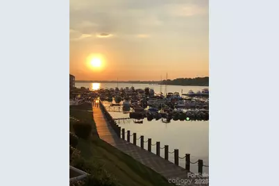 18789 Vineyard Point Lane, Cornelius, NC 28031 - Photo 2