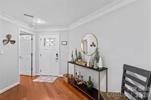 18789 Vineyard Point Ln, Cornelius, NC 28031 - Photo 4