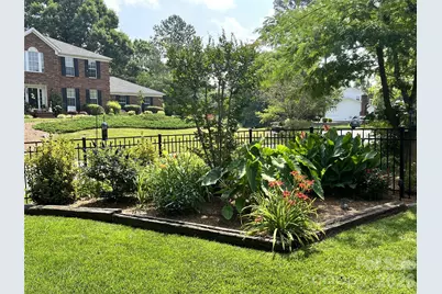 9800 Beaver Hollow Court, Charlotte, NC 28269 - Photo 30