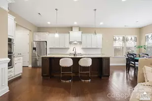 1002 Crismark Dr, Indian Trail, NC 28079 - Photo 12