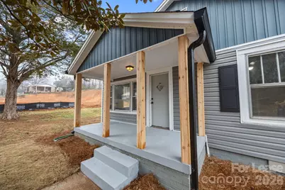 713 2nd Street Place SW, Conover, NC 28613 - Photo 2