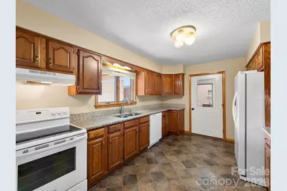 1287 Charlotte Highway, Fairview, NC 28730 - Photo 8