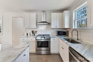 1800 Finchley Dr, Charlotte, NC 28215 - Photo 8