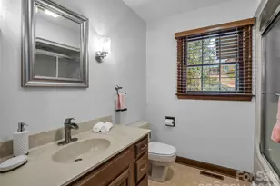 114 Kenwood Dr, Hendersonville, NC 28739 - Photo 30