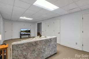 114 Kenwood Dr, Hendersonville, NC 28739 - Photo 34