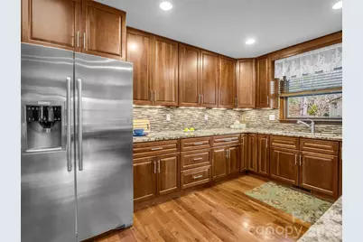 114 Kenwood Drive, Hendersonville, NC 28739 - Photo 16