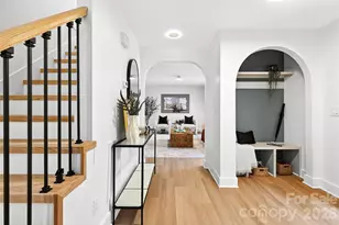 2011 E Barden Rd, Charlotte, NC 28226 - Photo 6