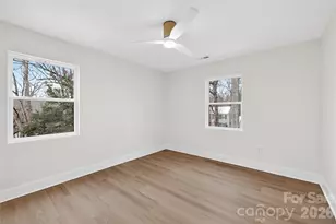 2011 E Barden Rd, Charlotte, NC 28226 - Photo 30