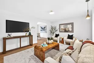 2011 E Barden Rd, Charlotte, NC 28226 - Photo 22