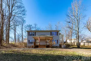 32 Rash Rd, Asheville, NC 28806 - Photo 2