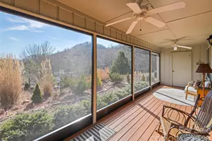 12 Willow View Dr, Franklin, NC 28734 - Photo 2