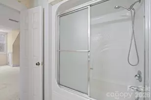 1223 Creek Side Dr, Conover, NC 28613 - Photo 36