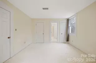 1223 Creek Side Dr, Conover, NC 28613 - Photo 34