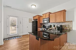 12728 Livengood Ln, Charlotte, NC 28269 - Photo 10