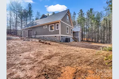 1057 Hawksbill Drive, Morganton, NC 28655 - Photo 6