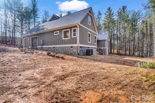 1057 Hawksbill Dr, Morganton, NC 28655 - Photo 6